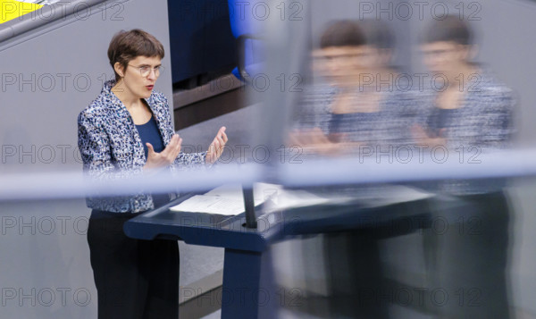 Anna Lührmann, Member of the Bundestag, Bündnis90/DieGrünen speaks in plenary, in Berlin, 18/01/2024, Berlin, Germany, Europe