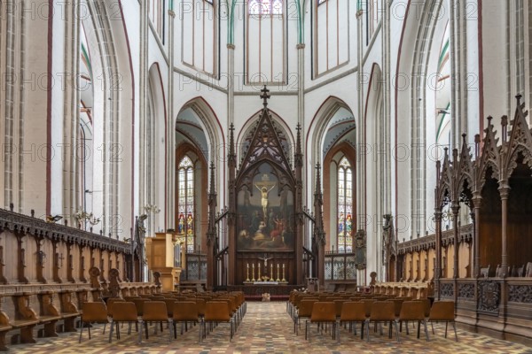 Neo-Gothic crucifixion altar by Gaston Lenthe in Schwerin Cathedral of St Mary and St John, state capital Schwerin, Mecklenburg-Western Pomerania, Germany, Europe