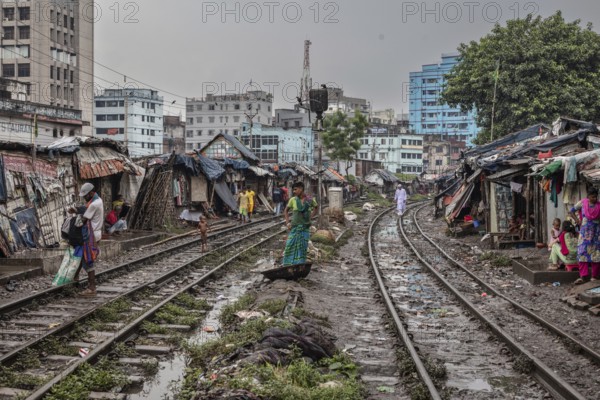 Tejgaon Slum Area is built along railway tracks, Tejgaon Slum Area, Dhaka, Bangladesh, Asia
