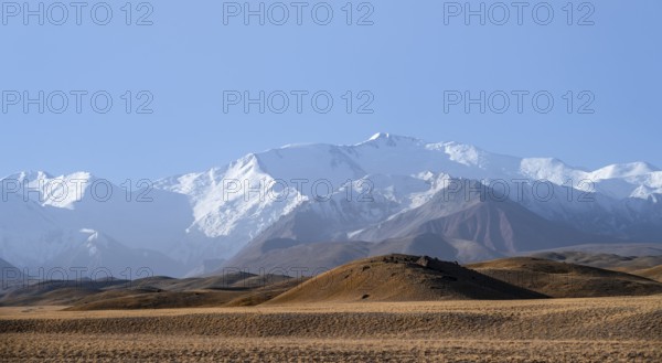 Snow-capped mountains, Pamir Mountains with Lenin Peak, high mountains, Transalai Range, Alay District, Kyrgyzstan, Asia