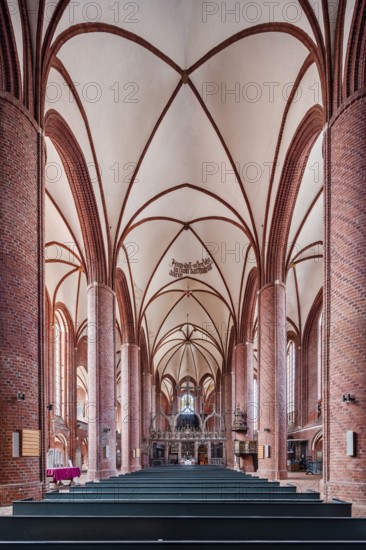 Gothic Church of St Mary, interior, Brick Gothic, Stendal, Saxony-Anhalt, Germany, Europe