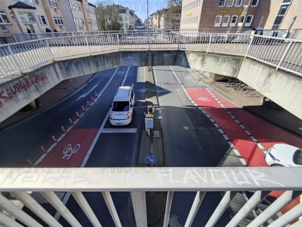 Elefantenklo, E-Klo for short, nickname of the pedestrian overpass with a view of the road junction, Giessen, Hesse, Germany, Europe