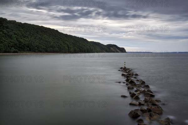 Coastal protection made of boulders, coastline on the Baltic Sea, dusk, long exposure, Baltic Sea resort Sellin, Rügen Island, Mecklenburg-Western Pomerania, Germany, Europe