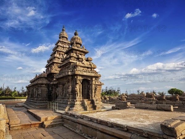 Famous Tamil Nadu landmark, Shore temple, world heritage site in Mahabalipuram, Tamil Nadu, India, Asia
