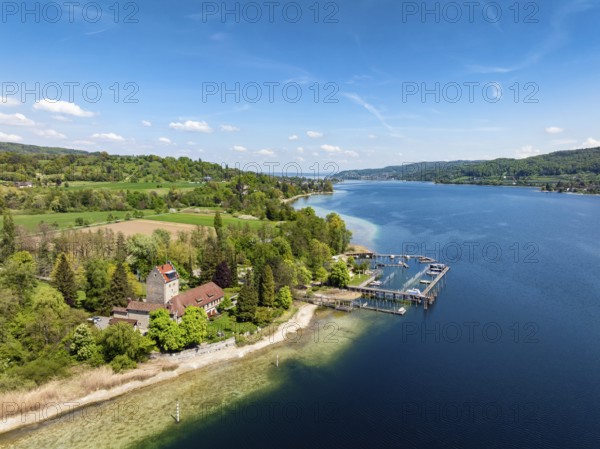 Aerial view of Oberstaad Castle, also Jacques Schiesser House on the southernmost part of the Höri peninsula with the boat harbour, jetty on Lake Rhine, Untersee, Lake Constance, Öhningen, district of Constance, Baden-Württemberg, Germany, Europe