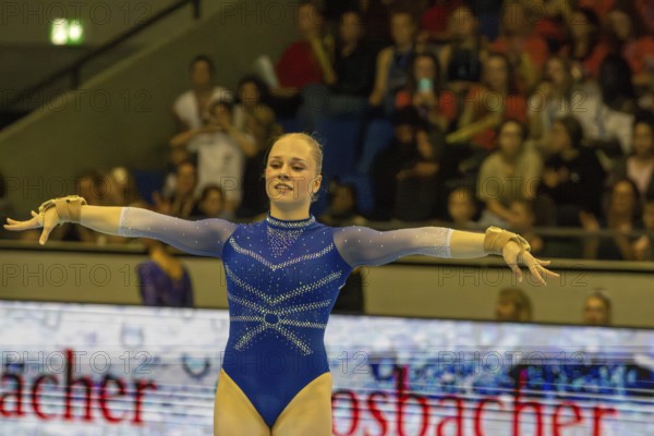 Olympic qualification in apparatus gymnastics in Rüsselsheim Picture: Lea Quaas on the floor