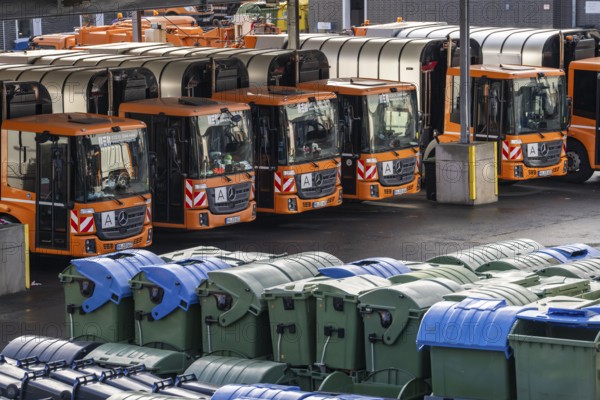 Hagener Entsorgunsbetriebe depot, refuse lorry, various refuse bins, containers, North Rhine-Westphalia, Germany, Europe