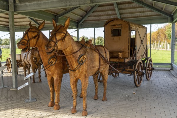 Xanten Archaeological Park, open-air museum on the site of the former Roman city of Colonia Ulpia Traiana, replica of a passenger carriage, North Rhine-Westphalia, Germany, Europe