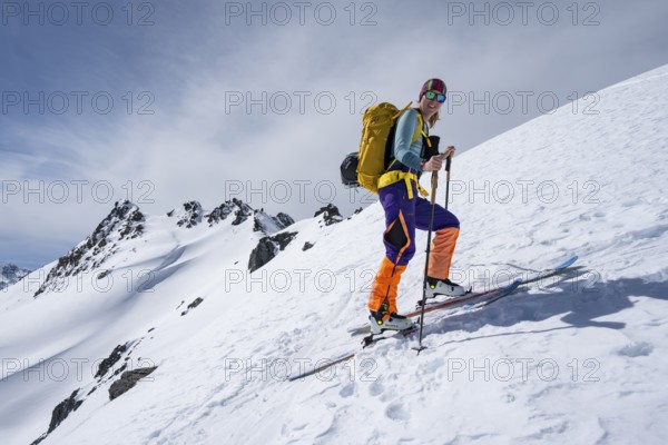 Ski tourers on the Graubünden Haute Route, ascent to the Scalettahorn, snow-covered mountains, winter in the Albula Alps, Graubünden, Switzerland, Europe