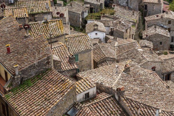 Rooftops of medieval hill town of Sorano, Tuscany, Italy, Europe