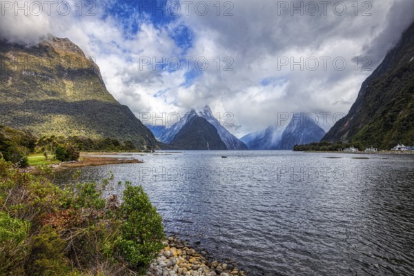 Milford Sound, Fiordland-Nationalpark, Neuseeland