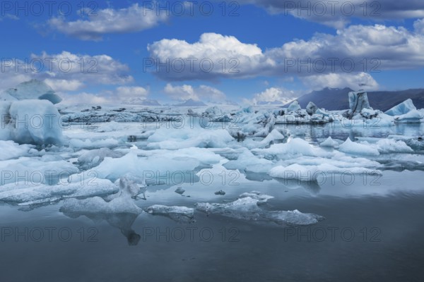 Detail of the frozen Jokursarlon lake among giant ice, iceland