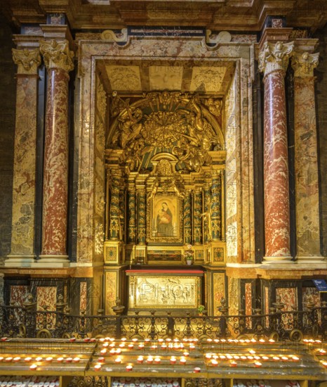 Golden side altar with image of the Virgin Mary and burning candles, Cathedral of Santa Maria Assunta, Cremona, Province of Cremona, Italy, Europe