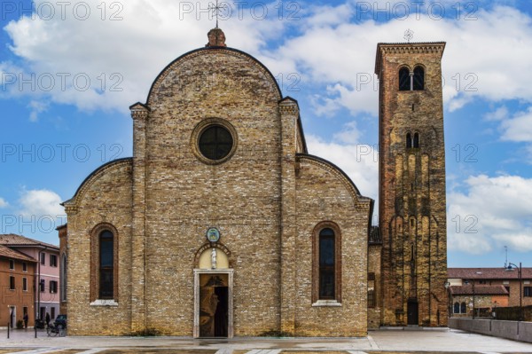 Cathedral of Santo Stefano Protomartire, Basilica Paleocristiana under the Cathedral of Concordia Sagittaria, medieval old town, Veneto, Friuli, Italy, Concordia Sagittaria, Veneto, Italy, Europe