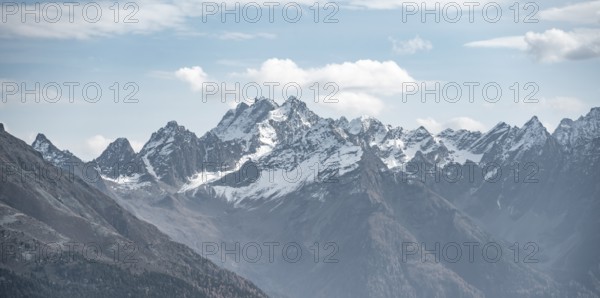 Ötztal Alps, mountain panorama in the morning light, summit Schabenkopf and Watzespitze, Tyrol, Austria, Europe