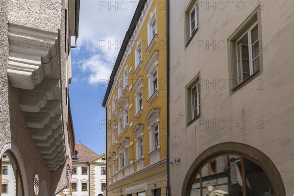 Historic buildings in an old town alley, Regensburg, Upper Palatinate, Bavaria, Germany, Europe