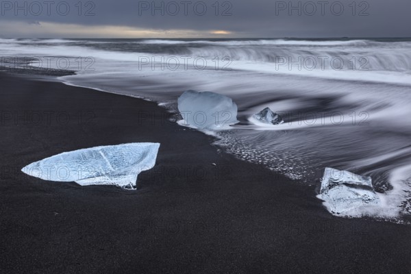 Ice floes, beach, sea, waves, cloudy, Diamond Beach, Breidamerkursandur, Jökulsarlon, Iceland, Europe