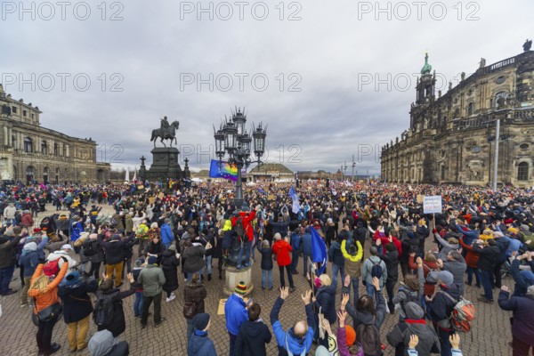 160 organisations and initiatives demonstrated against the right in Dresden on Saturday. Around 10, 000 participants marched from Theaterplatz in front of the Semper Opera House through the city centre, Dresden, Saxony, Germany, Europe