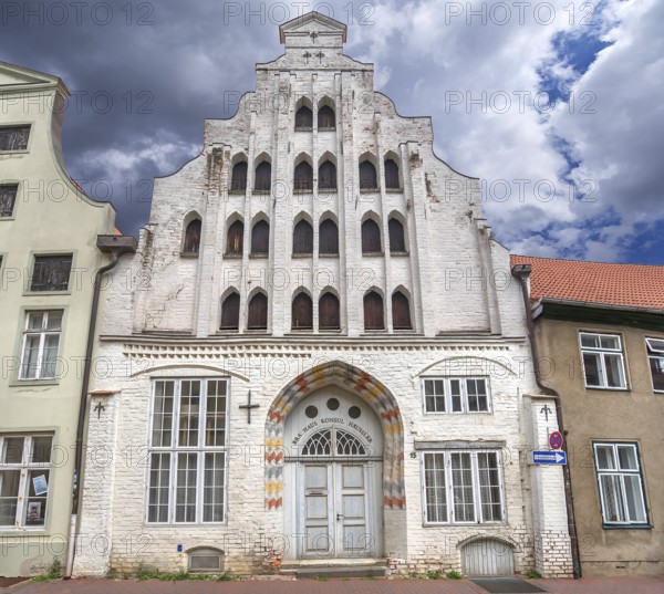 Baroque residential building with Gothic gable, former brewery Konsul Häussler, Scheuerstraße 15, Wismar, Mecklenburg-Western Pomerania