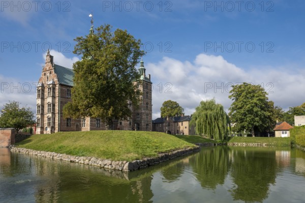Pond, Rosenborg Palace, Royal Palace and Museum from the 17th century, Kongens Have Park, Copenhagen, Denmark, Europe