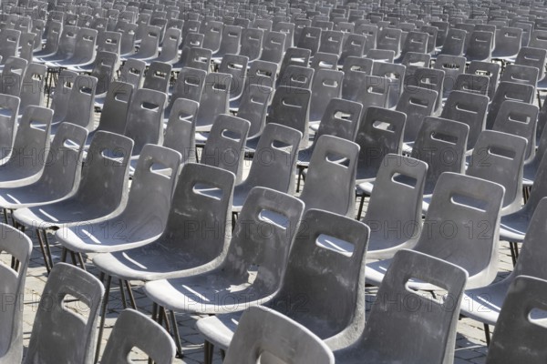Empty chairs, here in St Peter's Square in Rome in front of a papal audience, Vatican, Italy, Europe