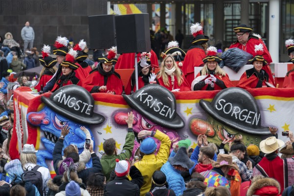 Rose Monday parade in Düsseldorf, themed floats of carnival societies and other participants in the street carnival, North Rhine-Westphalia, Germany, Europe