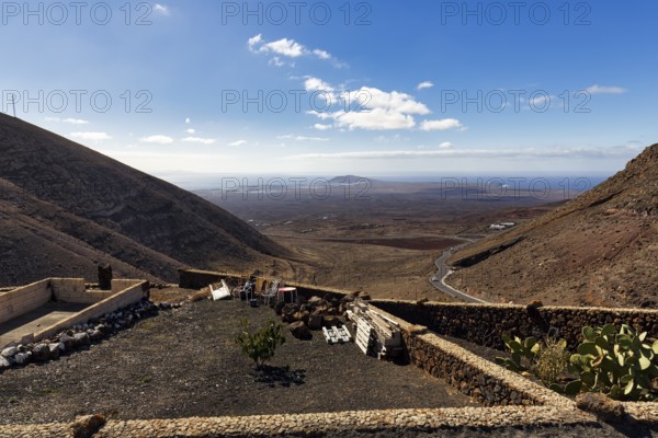 Balcon de Femes viewpoint, mountain village of Femes, Yaiza, Lanzarote, Spain, Europe