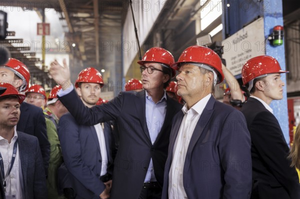 Robert Habeck, Federal Minister for Economic Affairs and Climate Protection and Vice-Chancellor, visits The Coatinc Company, Germany's oldest family business, in Kreuztal, 22/08/2024