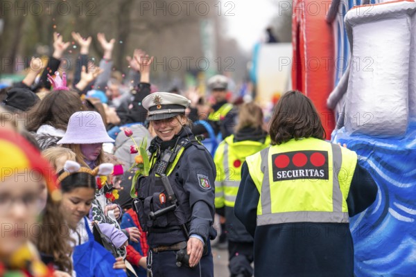 Rose Monday parade in Düsseldorf, Private security services, Security deployed at street carnival, North Rhine-Westphalia, Germany, Europe
