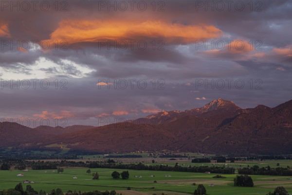 Evening mood, cloudy mood over mountain landscape, Loisach-Lake Kochel moor, behind Benediktenwand, Bavaria, Germany, Europe