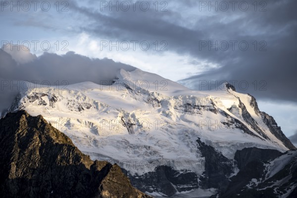 Mountain landscape at sunset, Glacier de Corbassière, summit Grand Combin de Grafeneire, Fionnay, Valais Alps, Valais, Switzerland, Europe