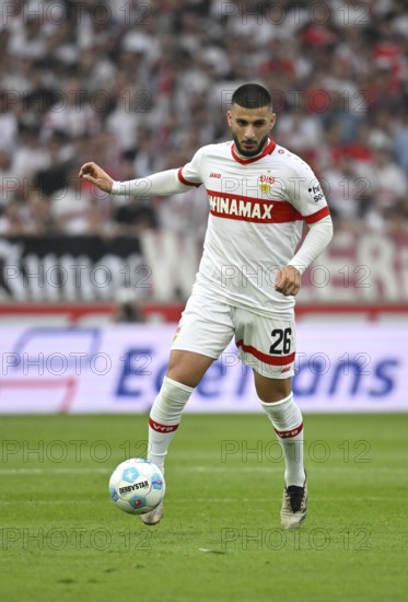 Deniz Undav VfB Stuttgart (26) Action on the ball Crop, single image, MHPArena, MHP Arena Stuttgart, Baden-Württemberg, Germany, Europe