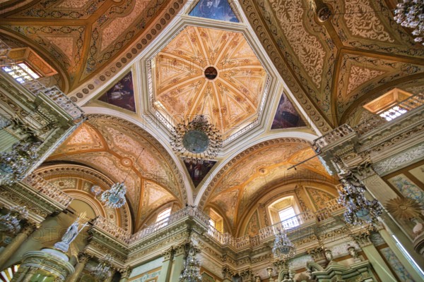 Entrance of Basilica of Our Lady of Guanajuato (Basílica de Nuestra Senora de Guanajuato)