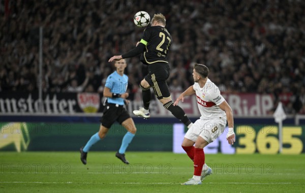 Header duel One-on-one action Ermedin Demirovic VfB Stuttgart (09) v Filip Panak AC Sparta Praha Prague (27) Referee Referee Manfredas Lukjancukas (LTU) Champions League, MHPArena, MHP Arena Stuttgart, Baden-Württemberg, Germany, Europe