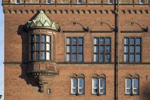 Brick façade with bay window, town hall in the National Romantic style by Martin Nyrop, Town Hall Square, Rathausplatz or Rådhuspladsen, Copenhagen, Denmark, Europe