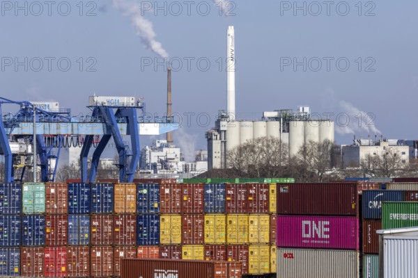 BASF plant, production building and smoking chimneys. Ludwigshafen on the Rhine, Rhineland-Palatinate, Germany, Europe