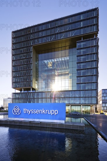 The main building Q1 of the corporate headquarters of ThyssenKrupp, Essen, Ruhr area, North Rhine-Westphalia, Germany, Europe