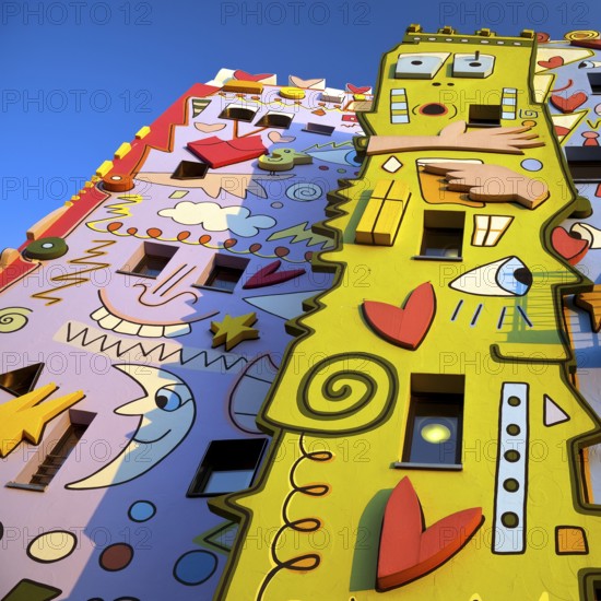 Happy Rizzi House, designed by the artist James Rizzi in pop art paintings, detail of the façade, Braunschweig, Lower Saxony, Germany, Europe