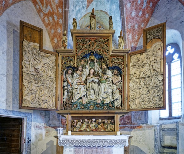 Altarpiece, Coronation of Mary by Jesus and God the Father, carved altar of the Niederrotweil Madonna, late Gothic, carver Master HL, Saint Michael, Niederrotweil, Vogtsburg, Kaiserstuhl, Upper Rhine, Baden-Württemberg, Germany, Europe