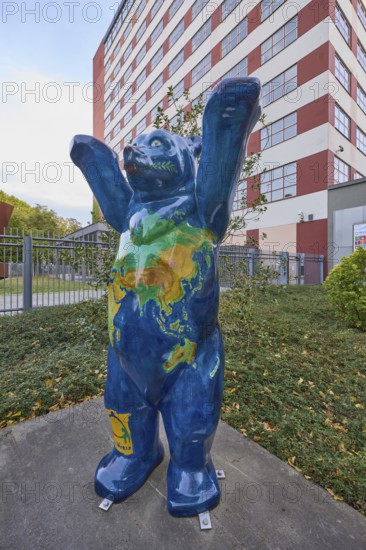 Buddy Bear 534, One-World Bear by Anette Schulz, Federal Ministry for Economic Cooperation and Development, Stresemannstraße, Berlin, capital city, independent city, federal state of Berlin, Germany, Europe