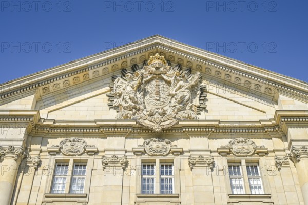 Coat of arms, Kammergericht, Kleistpark, Elßholzstraße, Schöneberg, Berlin, Germany, Europe