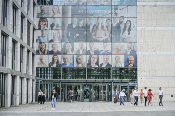 R+V Versicherung, Head Office, Raiffeisenplatz, Hesse, Germany, Europe