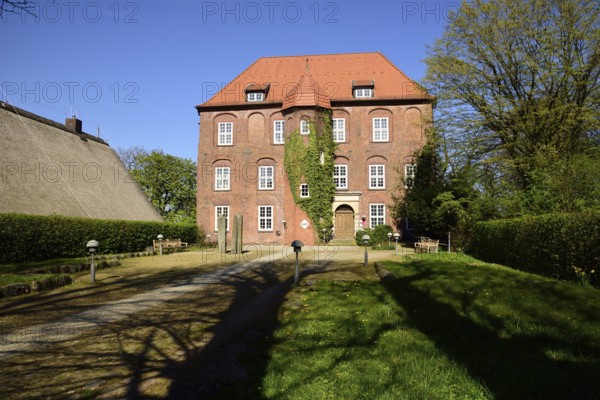 Europe, Germany, Stade district, Hamburg metropolitan region, Agathenburg, Agathenburg Castle, built in 1655, named after Hans Christoph von Königsmarck's wife Agathe, Hamburg, Hamburg, Federal Republic of Germany, Europe
