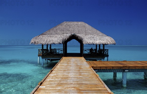 Wooden jetty on Maldives Island, Maldives, Indian Ocean, Medhufushi, Meemu Atoll, Asia