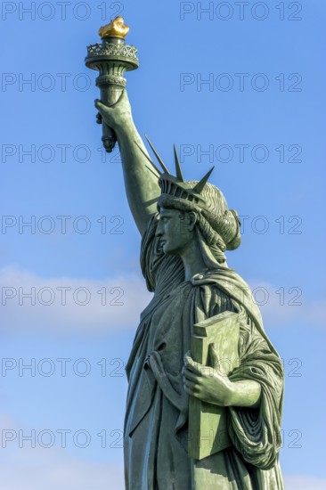 Detail replica of the Statue of Liberty by Frédéric Auguste Bartholdi at the roundabout in the Rte de Strasbourg, Colmar, Alsace, Département Bas-Rhin, France, Europe
