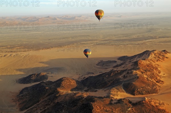 Hot air balloon ride over the Namib in the Namib-Naukluft National Park in Namibia