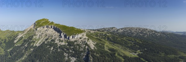 Mountain panorama from Walmedinger Horn, 1990m, to Hoher Ifen, 2230m, Kleinwalsertal, Vorarlberg, Allgäu Alps, Austria, Europe