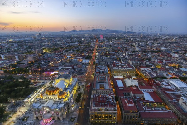 Panoramic view of Mexico City from the observation deck at the top of Latin American Tower (Torre Latinoamericana)