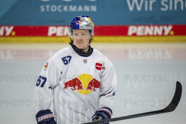 DEL, German Ice Hockey League season 2024/25, Matchday 22: Adler Mannheim vs Red Bull Munich. Picture: Emil Johannson (57, Munich)