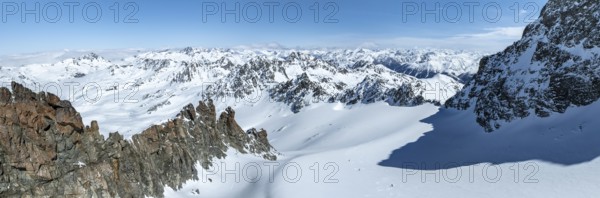 Vadret da Porchabella glacier in winter, Graubünden Haute Route, Albula Alps, Rhaetian Alps, Grisons, Eastern Switzerland, Switzerland, Europe